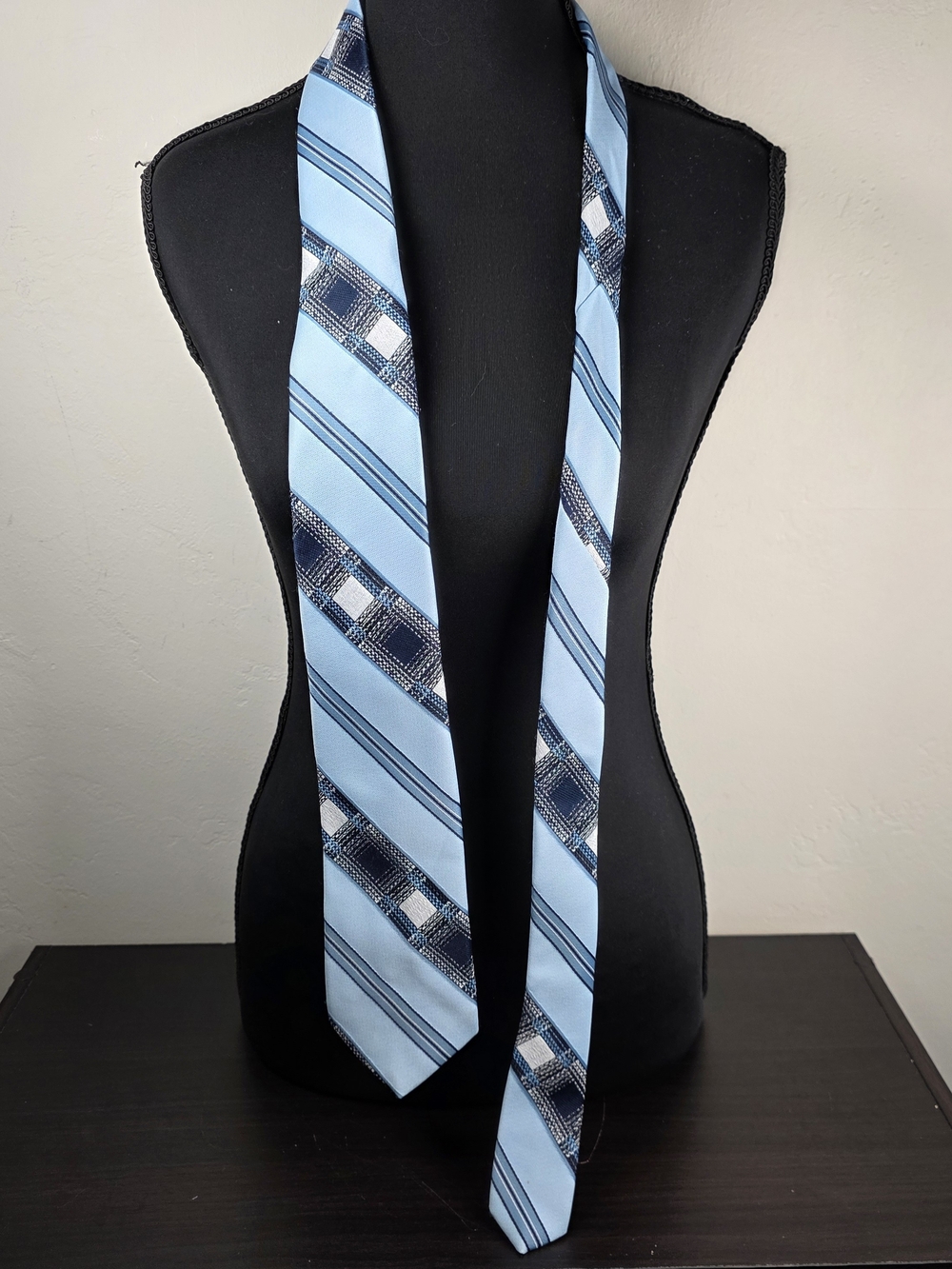 Vintage D’ZIO 70s 80s Blue Geometric Plaid Stripe Tie 3”